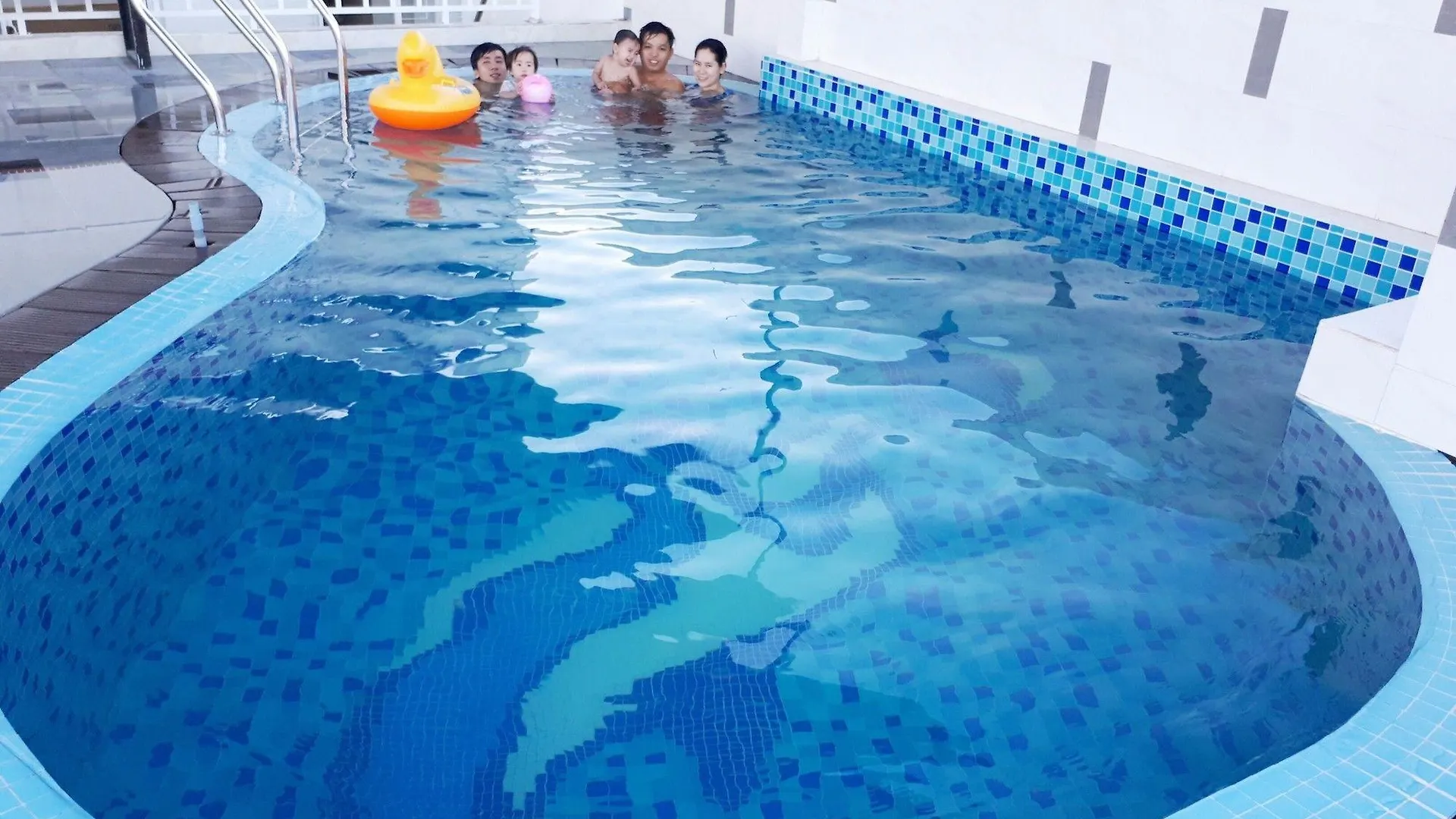 Ruby House Hotel And Apartment contacts