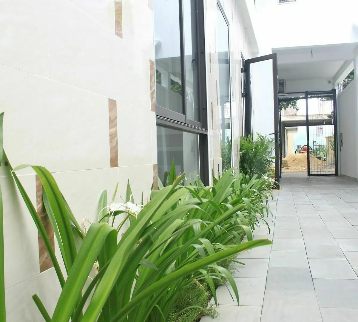 Ruby House Hotel And Apartment Da Nang Vietnam