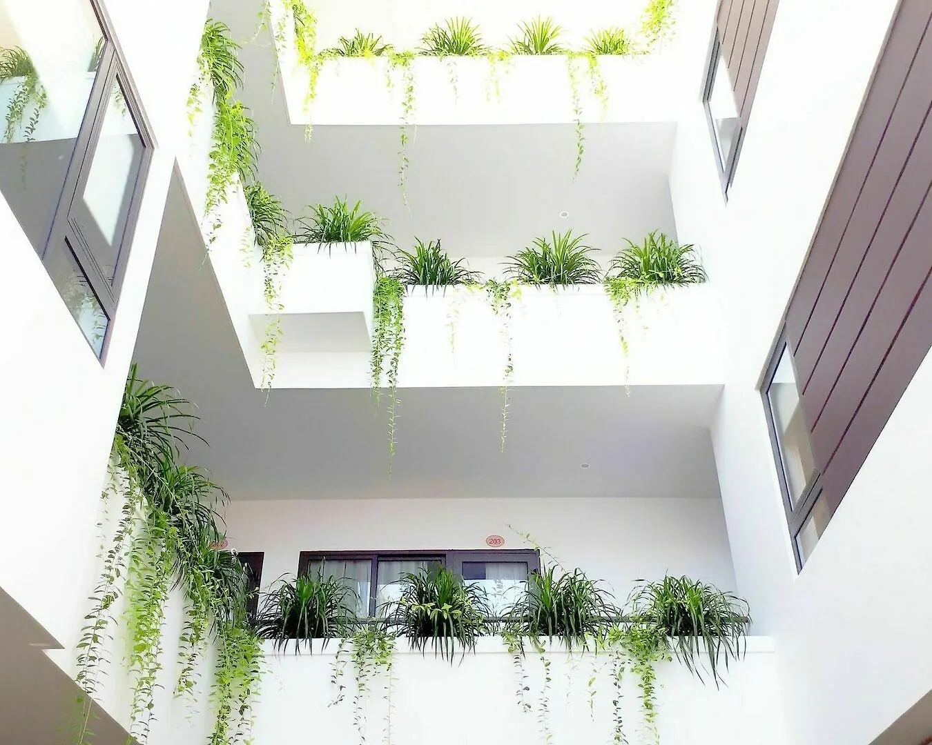 Ruby House Hotel And Apartment Da Nang