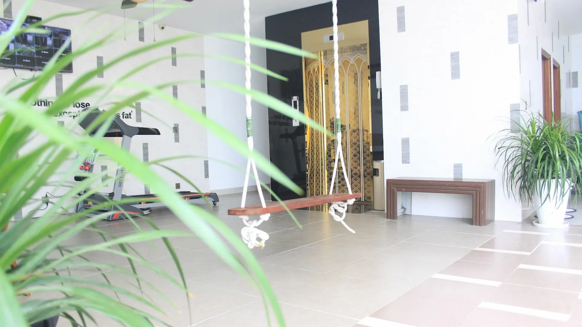 Ruby House Hotel And Apartment Da Nang