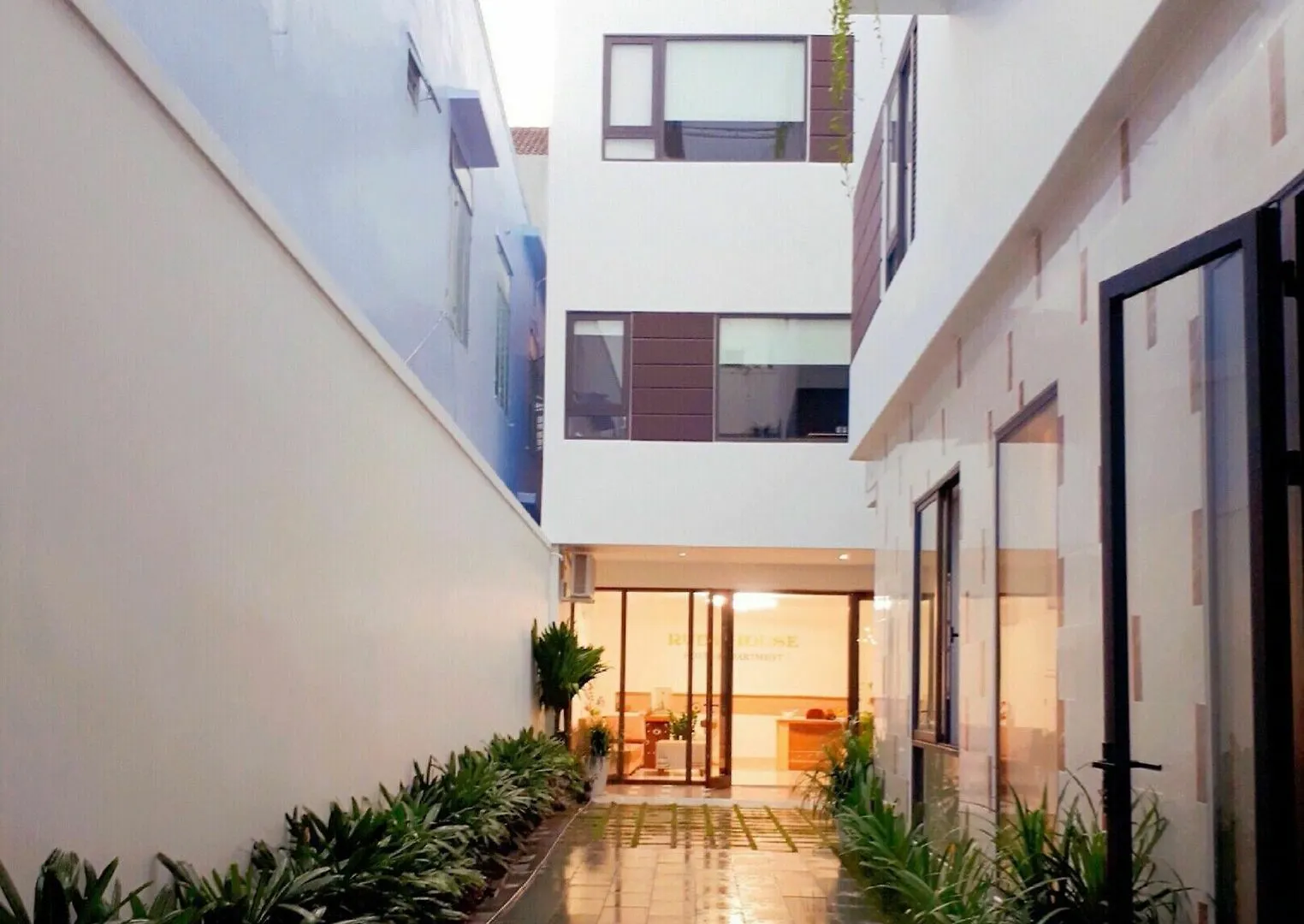 Ruby House Hotel And Apartment Da Nang